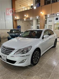 هیوندای جێنسس